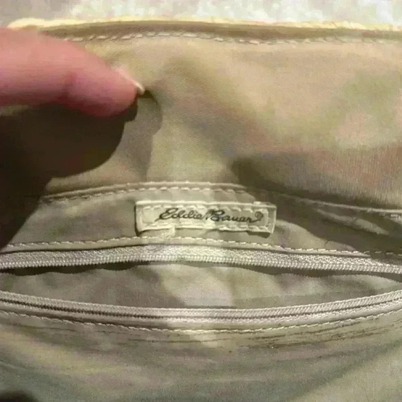 Eddie Bauer Weaved Wicker Purse With Bamboo Handles - Picture 4 of 6